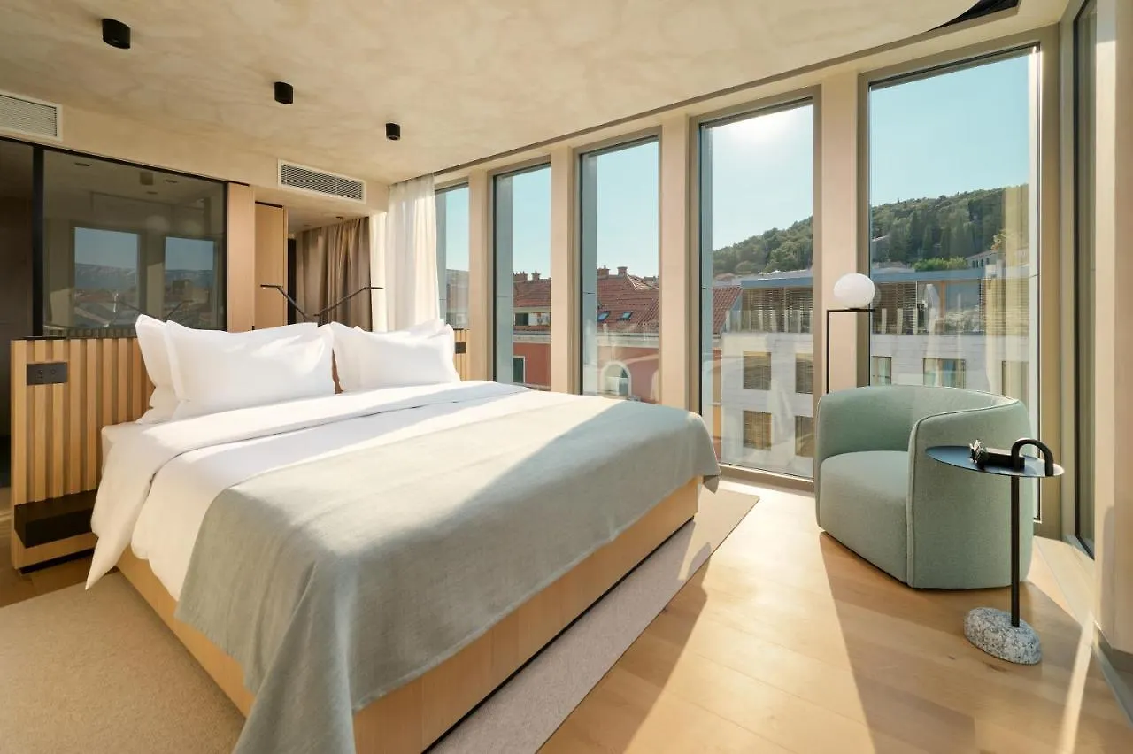 Hotel Ambasador Split 5*,  Hırvatistan
