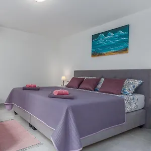 Apartamento Lacea 