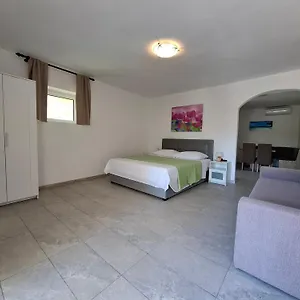 Appartement & Mila Banjol